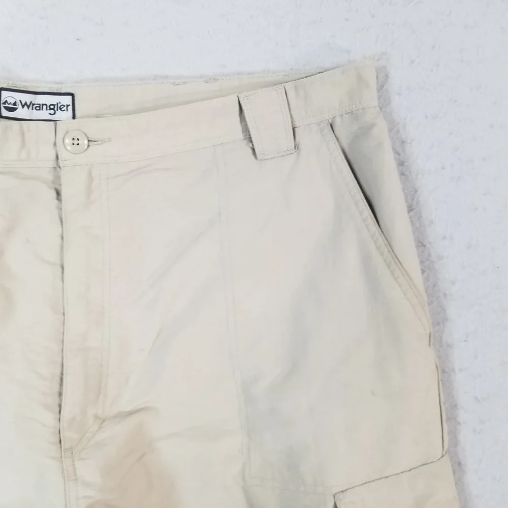 Wrangler Outdoor Cargo Shorts Mens 42x10 Beige‎ Nylon Hiking Utility